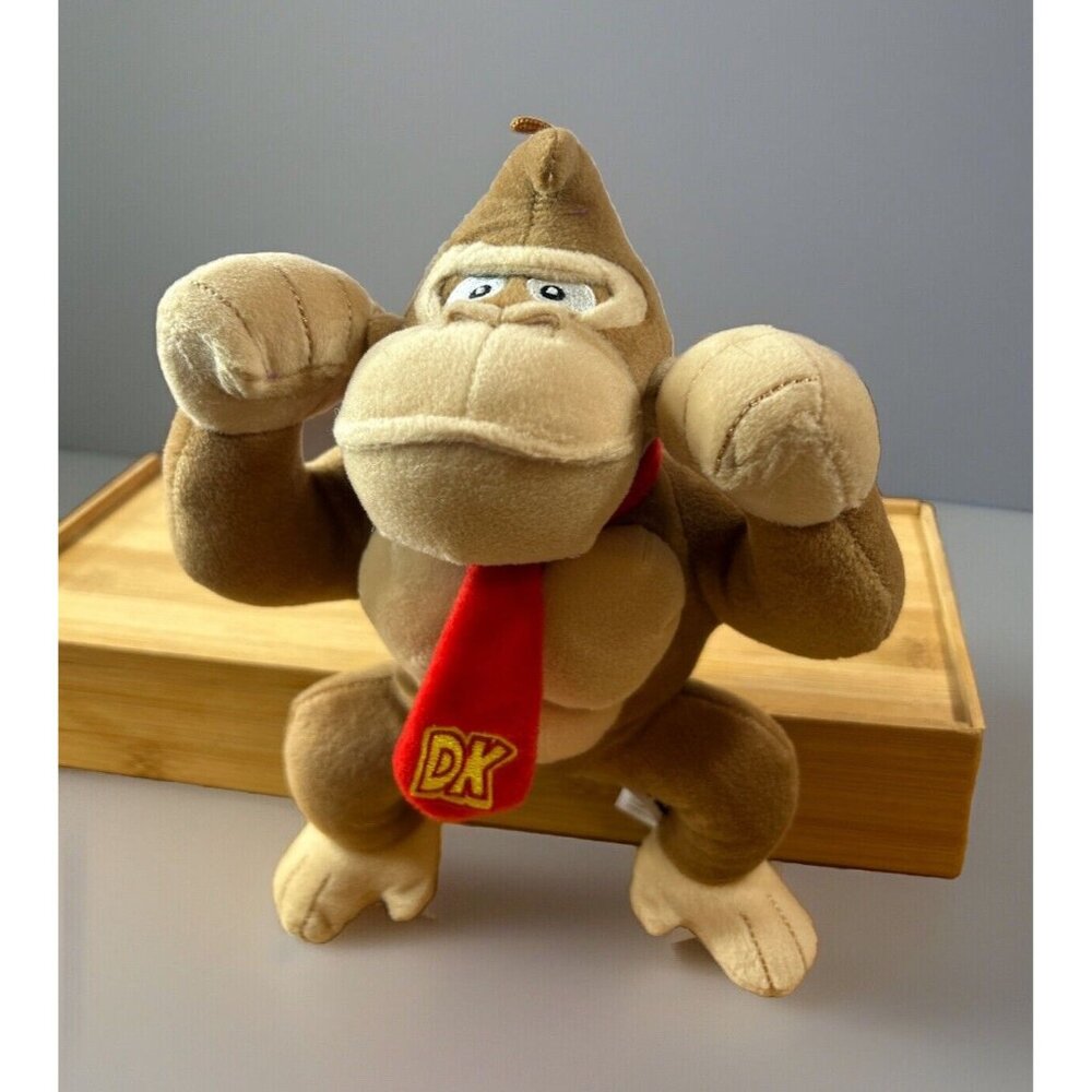 Super Mario Bros Donkey Kong PLUSH 10 Inch 2019 NINTENDO Stuffed Plush Toy ape